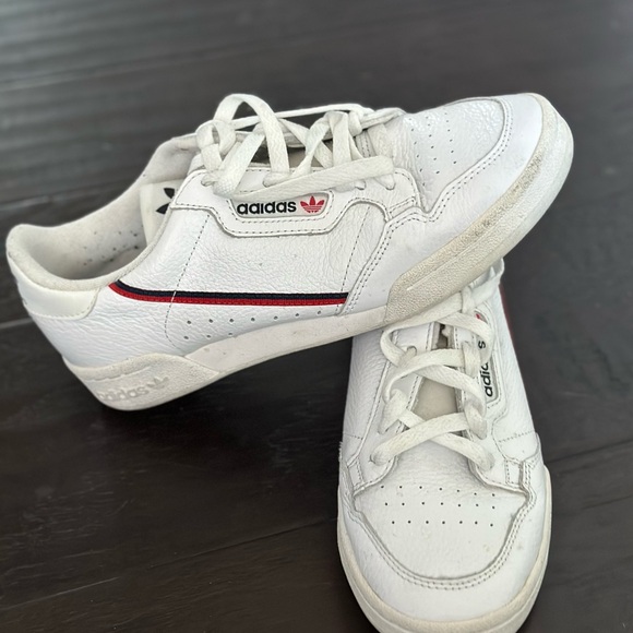 Adidas Men White and Red Sneakers - Picture 2 of 4